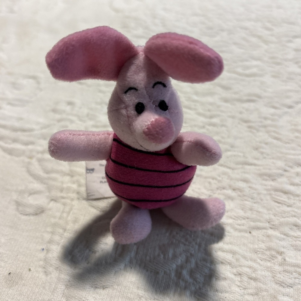 WINNIE THE POOH #2 PIGLET PLUSH 2002 MCDONALD'S HAPPY MEAL TOY  Pose able